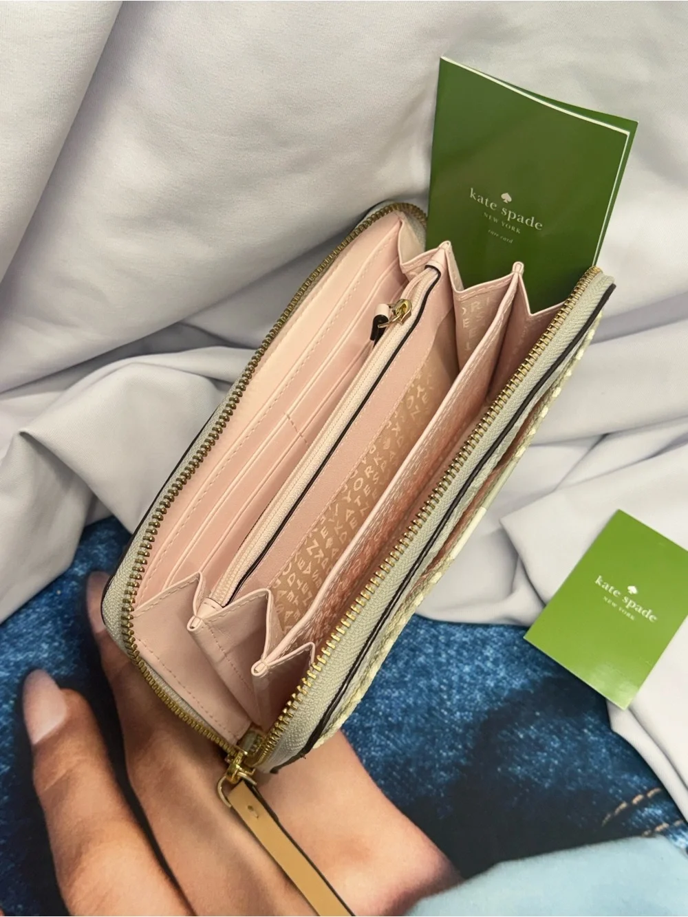 (new+tag) Kate Spade ♠️ long large wallet fit iPhone Pro Max inside